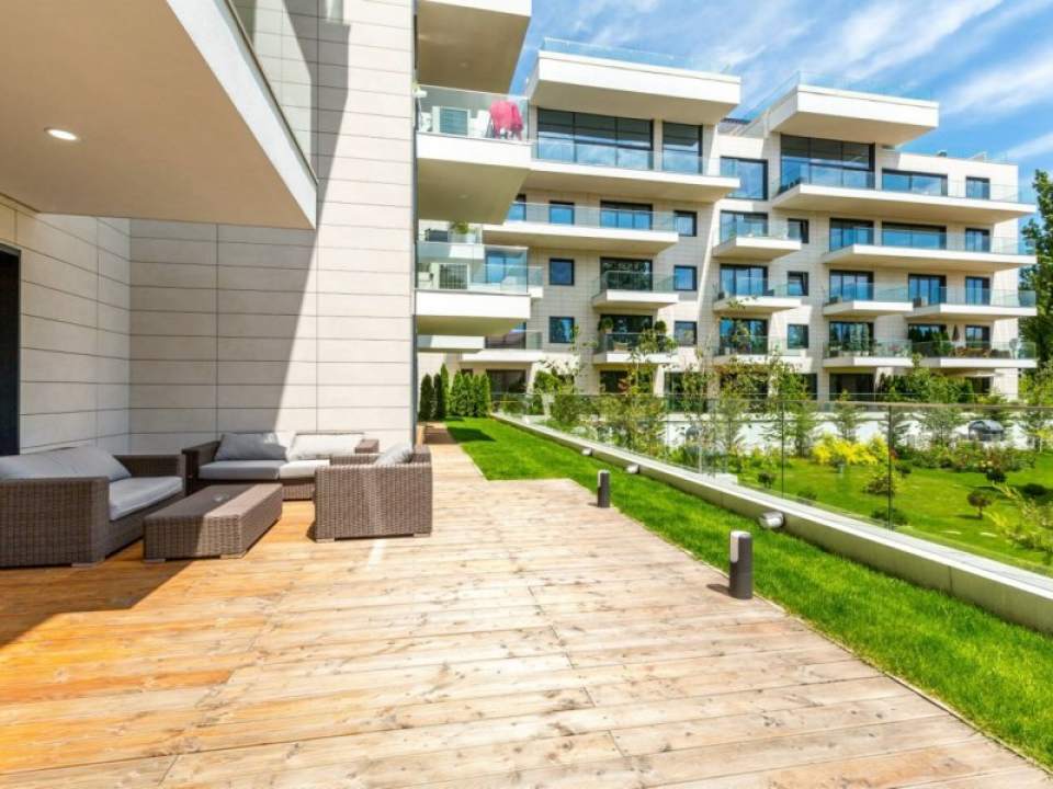 4 Bedroom Penthouse For Sale In One Floreasca Lake, Floreasca, Sector 1 photo no. 13