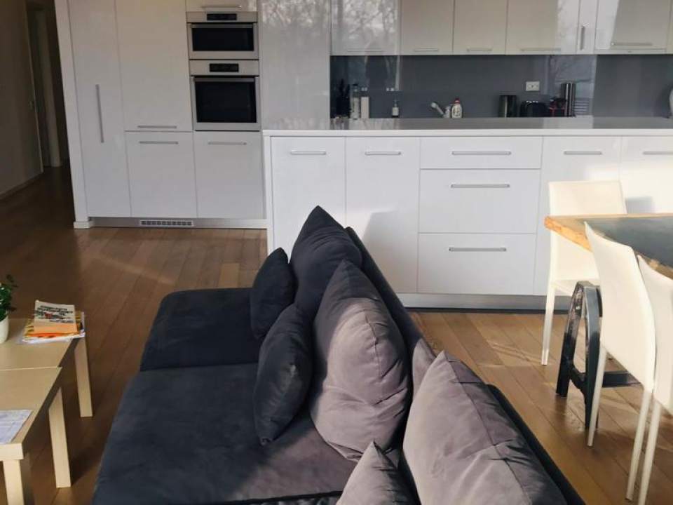 Apartament cu 5 camere de vânzare în One Floreasca Lake, Floreasca, Sector 1 poza nr. 3