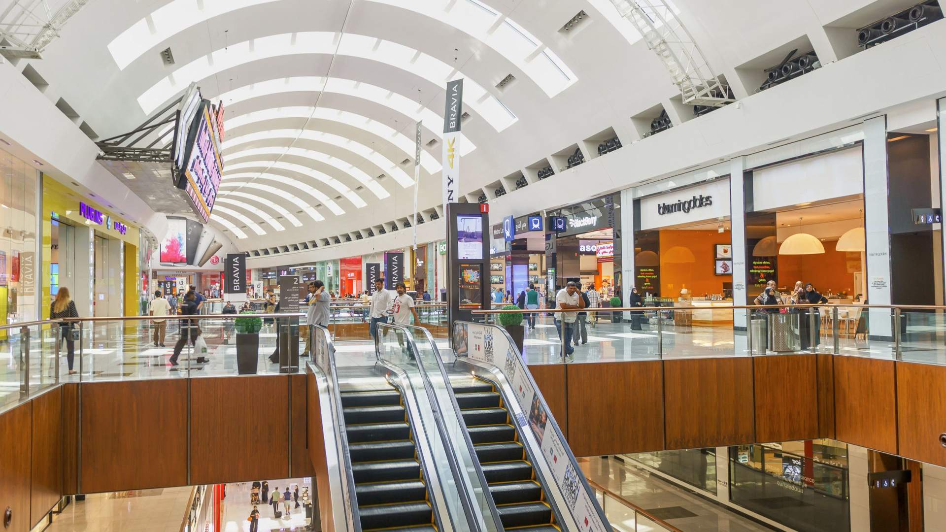 La shopping în cele mai mari mall-uri din lume