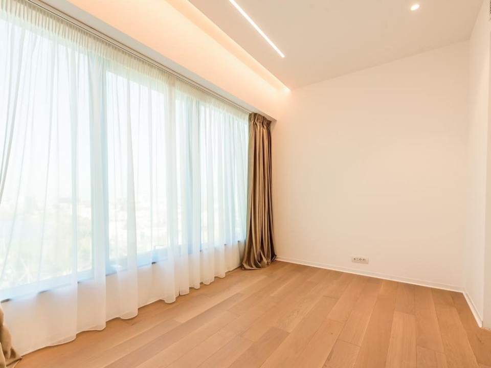 4 Bedroom Penthouse For Sale In One Mircea Eliade, Floreasca, Sector 1 photo no. 12