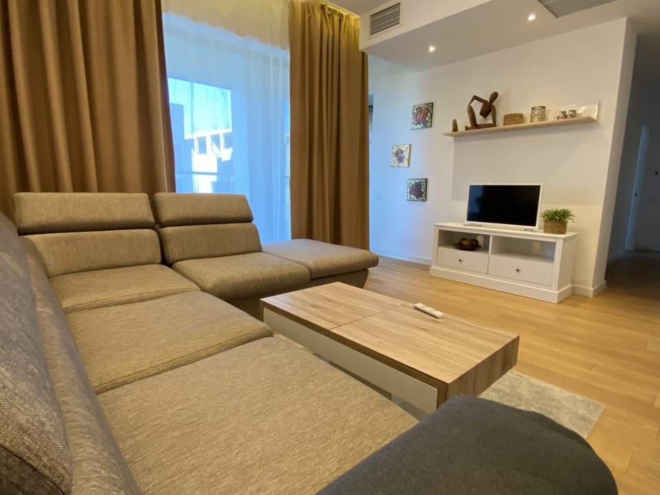 Apartament cu 2 camere de închiriat în One Herăstrău Park, Herăstrău, Sector 1 poza nr. 3