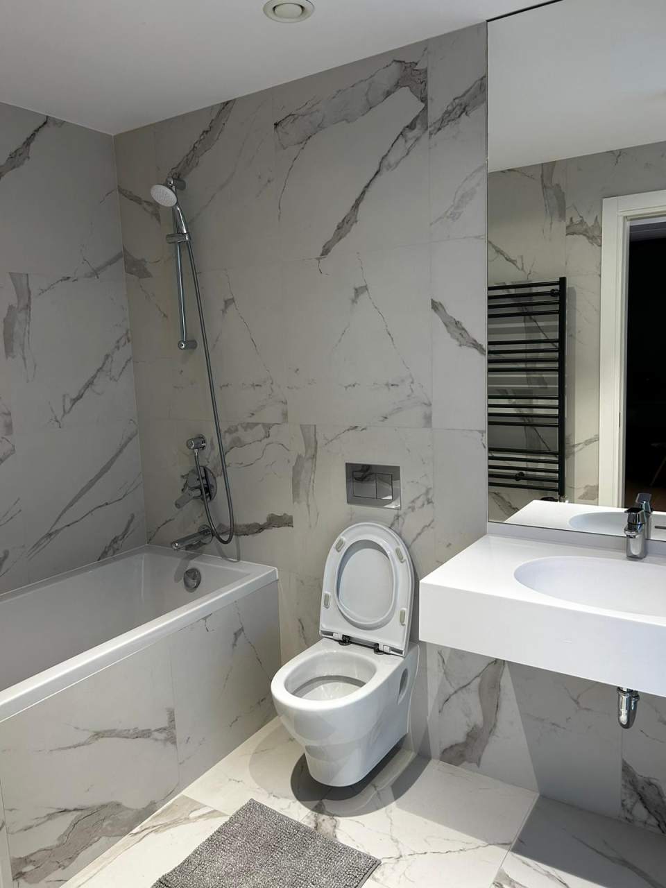 a8552c02-bcf8-4e91-a056-a56fa87ac76d