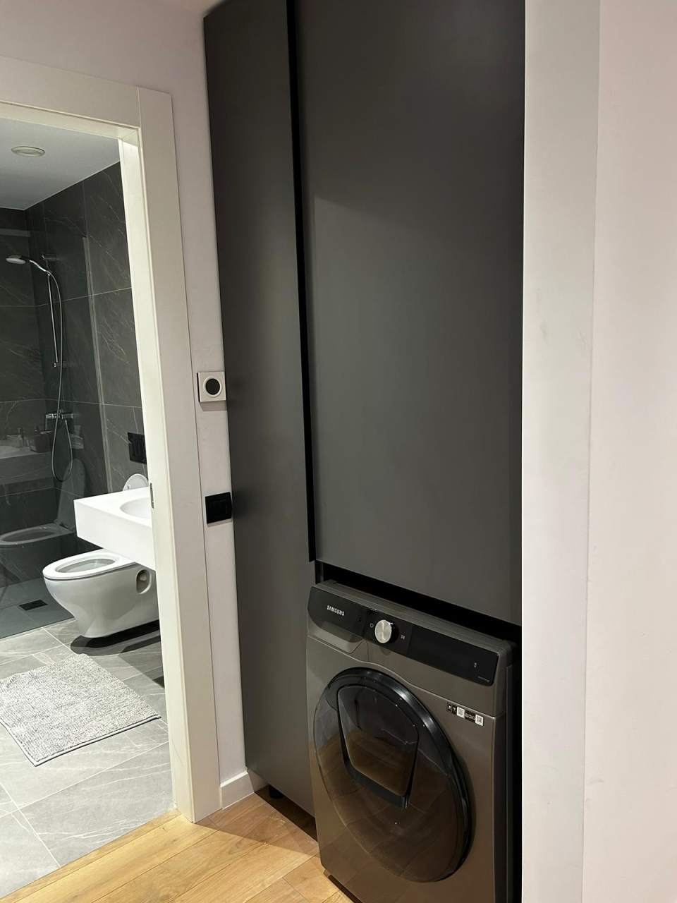 d40d2370-7b03-4112-b0a6-fb9dfd402c0e