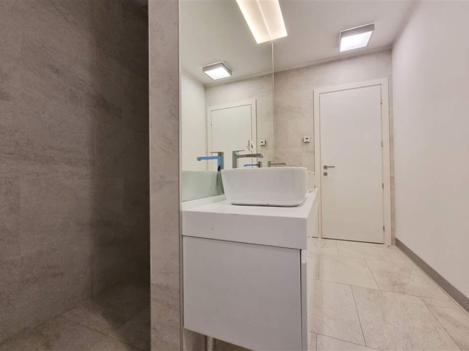 Apartament cu 4 camere de închiriat în One Floreasca Lake, Floreasca, Sector 1 poza nr. 7