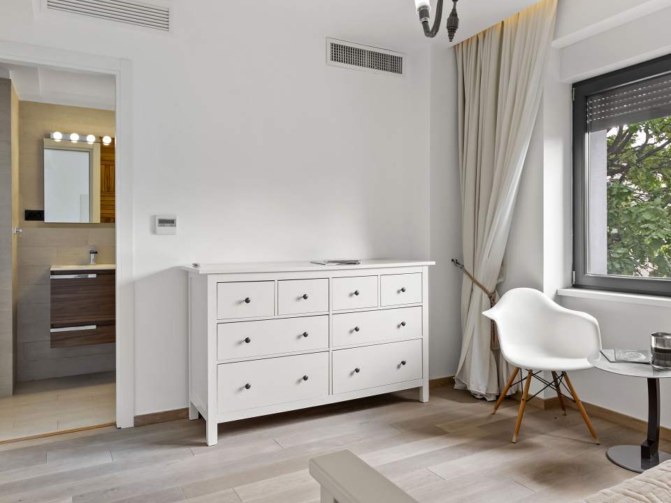 Vilă cu 6 camere de închiriat în Dorobanți - Floreasca poza nr. 13