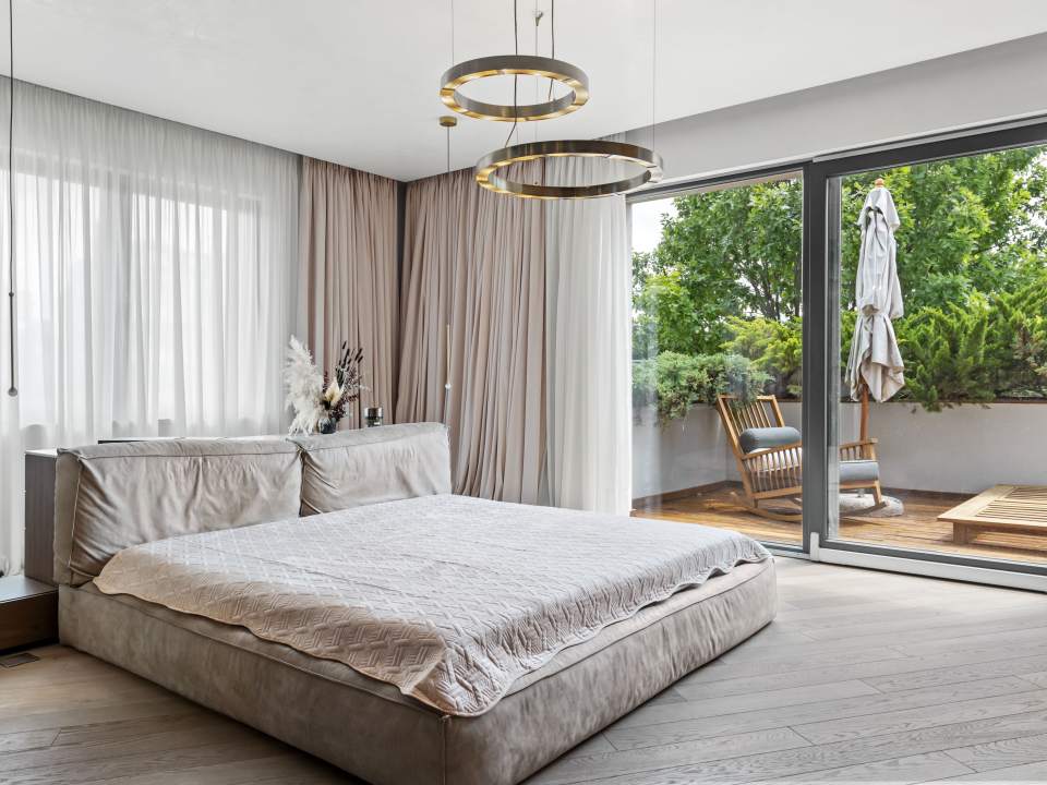 Vilă cu 6 camere de închiriat în Dorobanți - Floreasca poza nr. 16