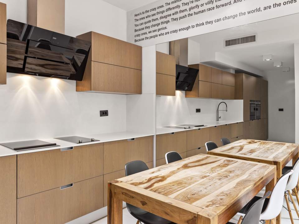 Vilă cu 6 camere de vânzare în Dorobanți - Floreasca poza nr. 4