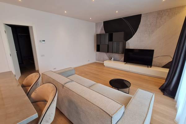 Apartament cu 4 camere de închiriat în One Herăstrău Plaza