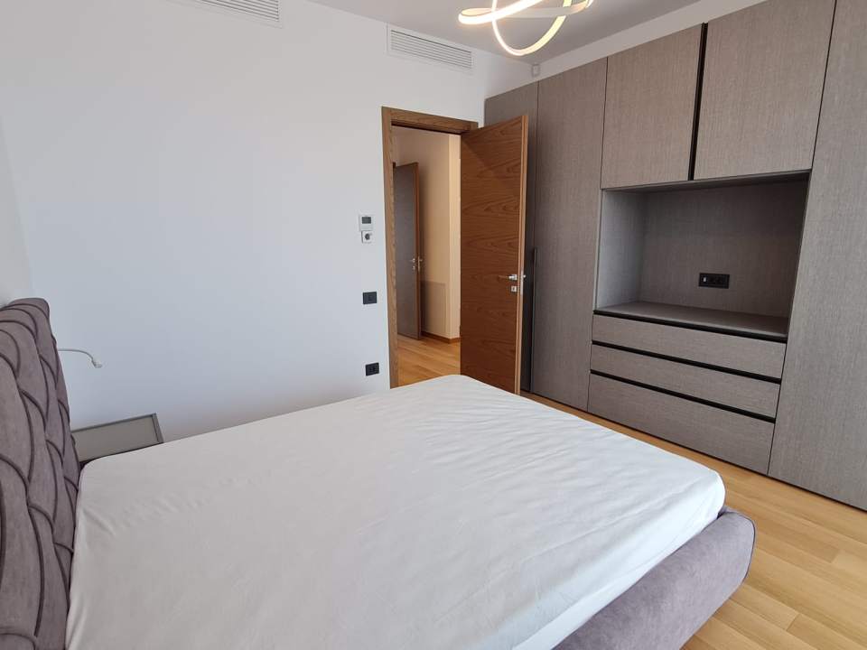 2 Bedroom Penthouse For Rent In Primăverii photo no. 5