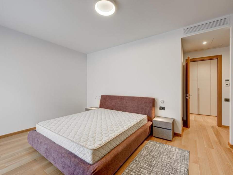 Apartament cu 4 camere de închiriat în Primăverii poza nr. 10