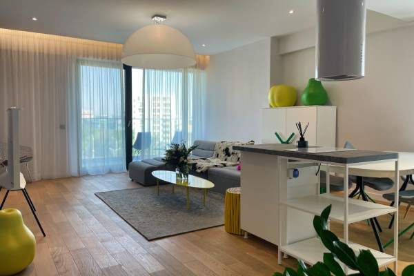 Apartament cu 3 camere de închiriat în One Herăstrău Towers