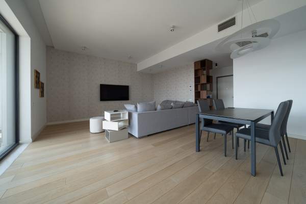 Apartament cu 4 camere de închiriat în One Herăstrău Park