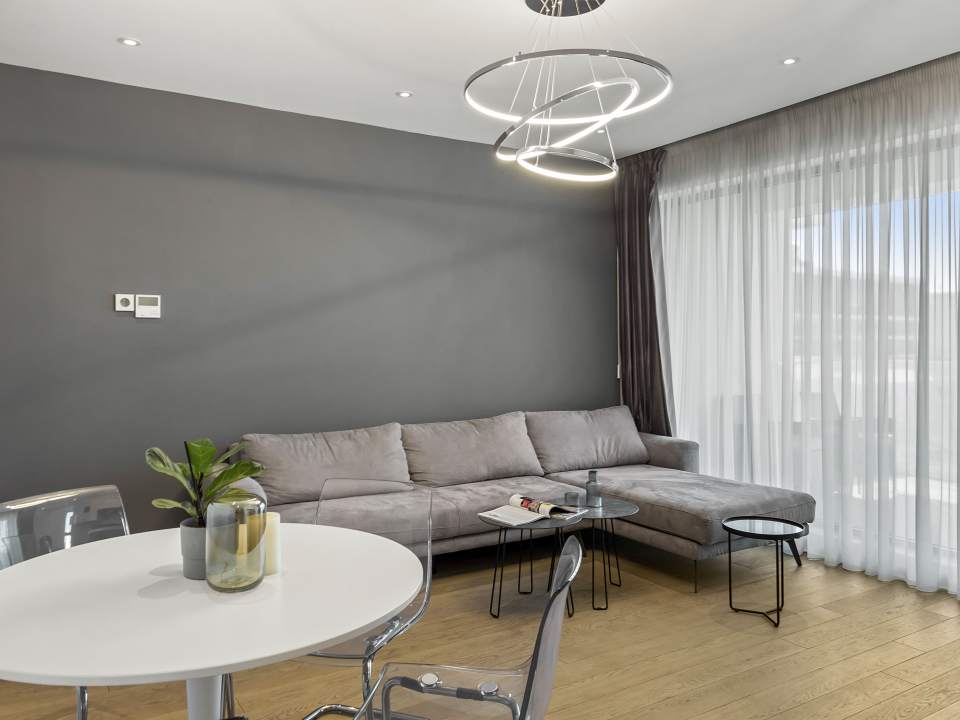 Apartament cu 3 camere de vânzare în One Herăstrău Plaza, Herăstrău, Sector 1 poza nr. 2