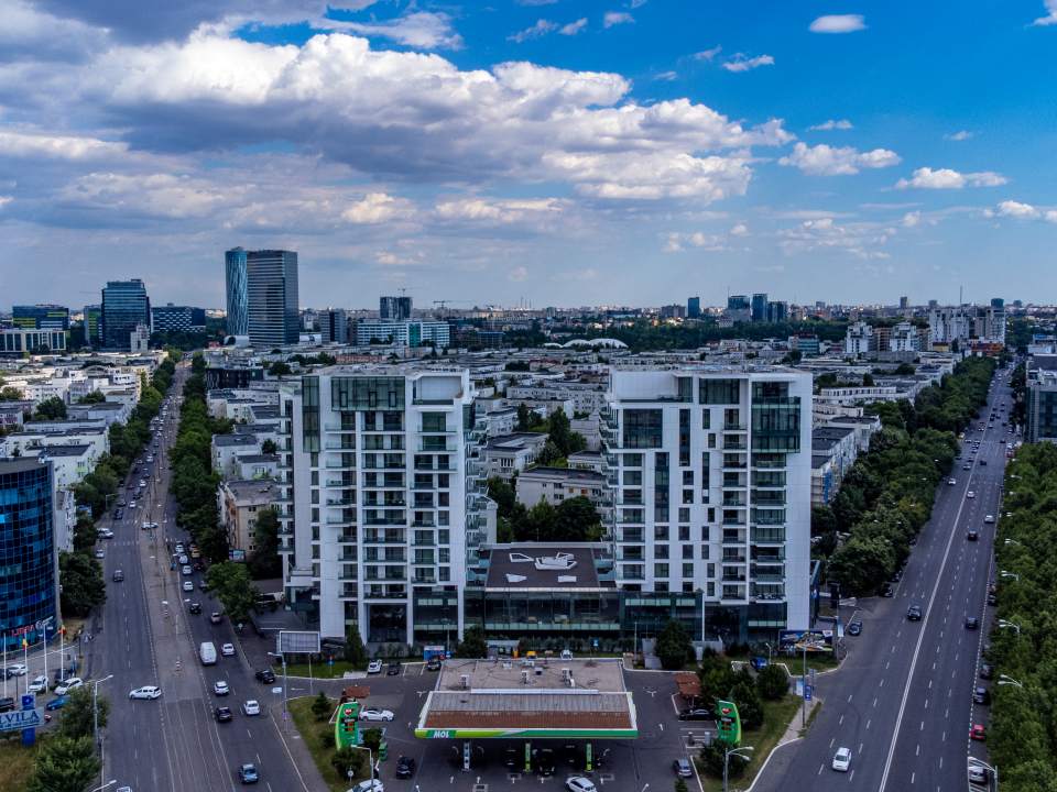 125 sqm Commercial Space For Rent In One Herăstrău Towers, Herăstrău, Sector 1 photo no. 2