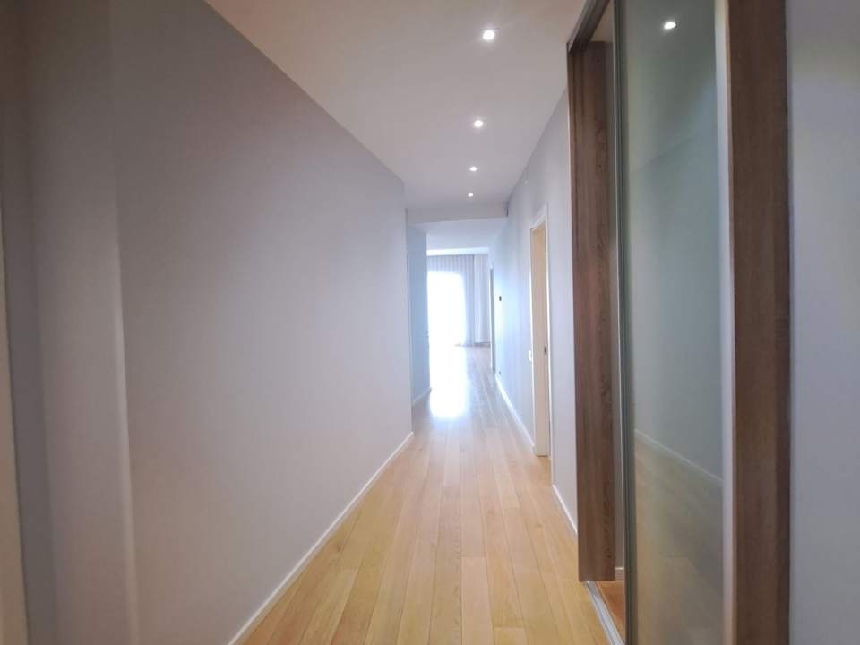 3 Bedroom Apartment For Rent In One Floreasca Lake, Floreasca, Sector 1 photo no. 8