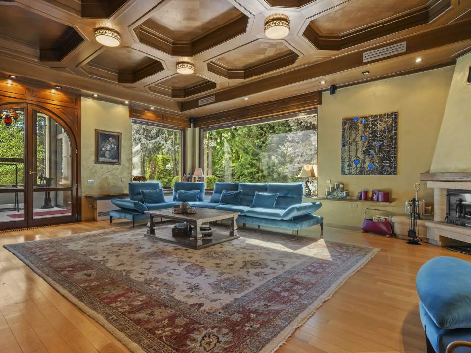 6 Bedroom Villa For Sale in Pipera photo no. 3