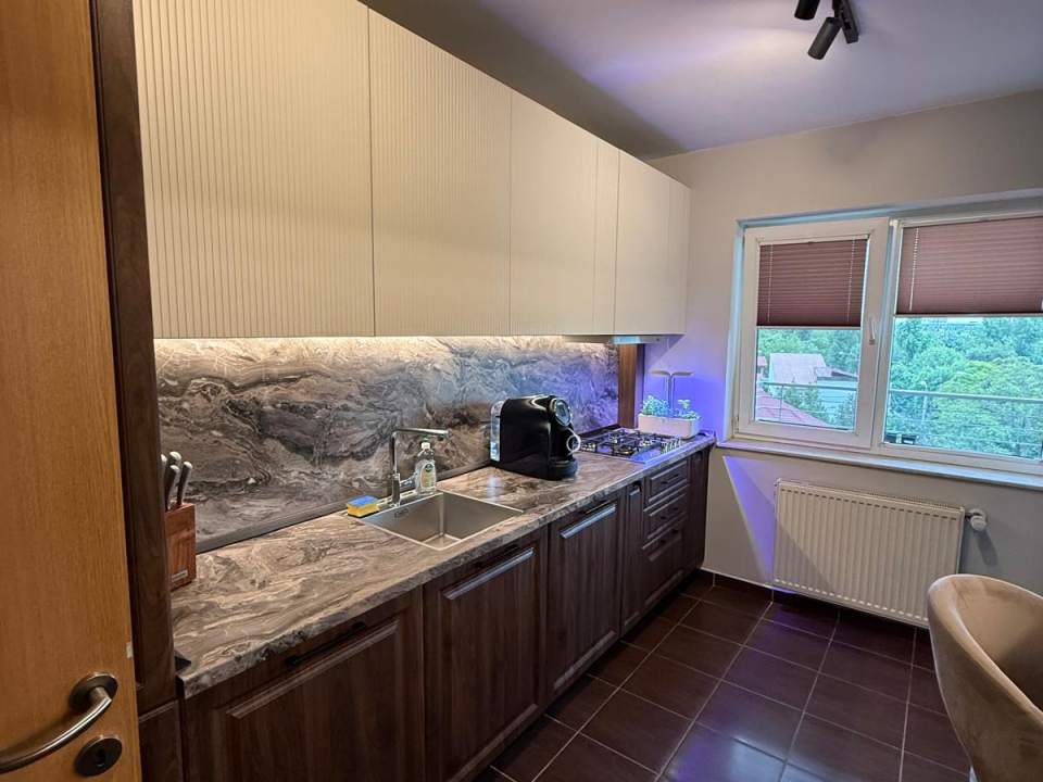 Apartament cu 3 camere de vânzare poza nr. 7