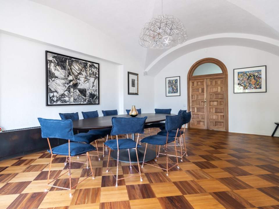 7-room villa for rent photo no. 4