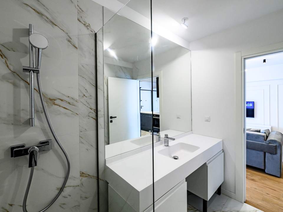 Apartament cu 2 camere de închiriat în One Cotroceni Park, Cotroceni, Sector 5 poza nr. 9