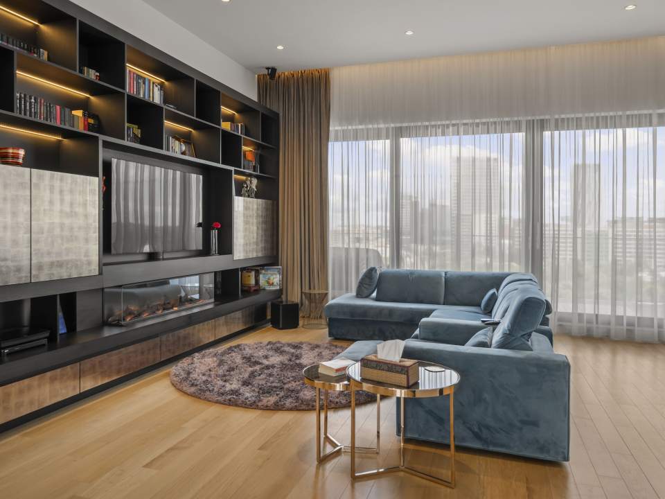 Penthouse cu 5 camere de vânzare în One Herăstrău Plaza, Herăstrău, Sector 1 poza nr. 2