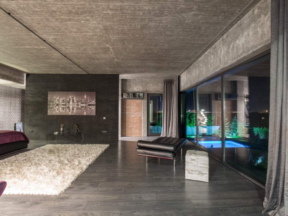 12-rooms villa for sale in Otopeni photo no. 4