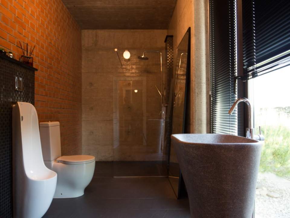 12-rooms villa for sale in Otopeni photo no. 13