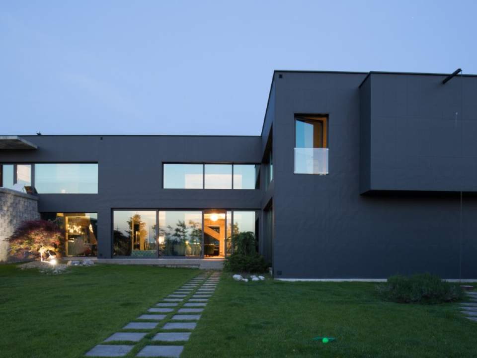 12-rooms villa for sale in Otopeni photo no. 10