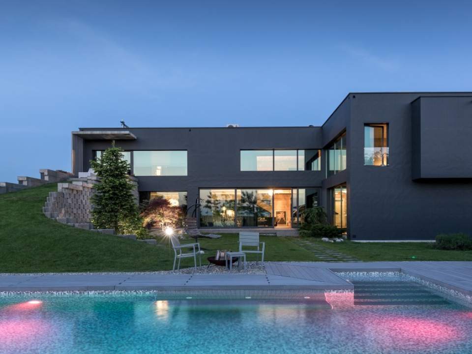 12-rooms villa for sale in Otopeni photo no. 6