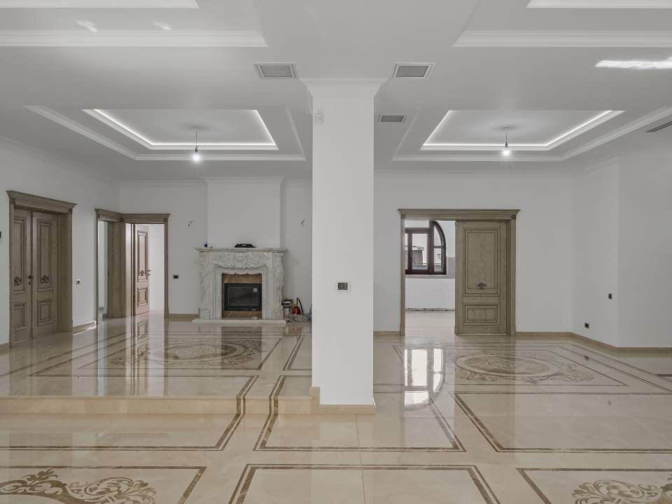 5 Bedroom Villa For Sale In Cotroceni photo no. 3