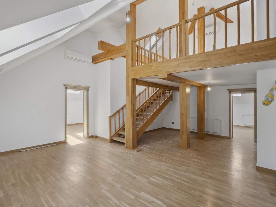 5 Bedroom Villa For Sale In Cotroceni photo no. 13