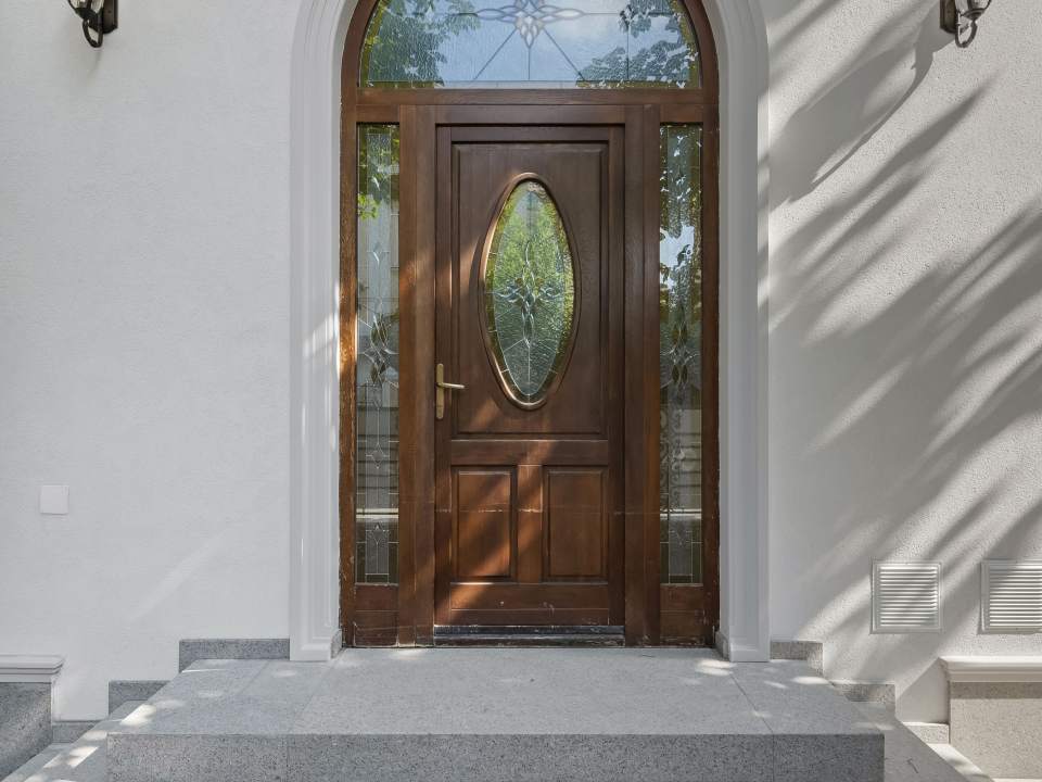 5 Bedroom Villa For Sale In Cotroceni photo no. 18