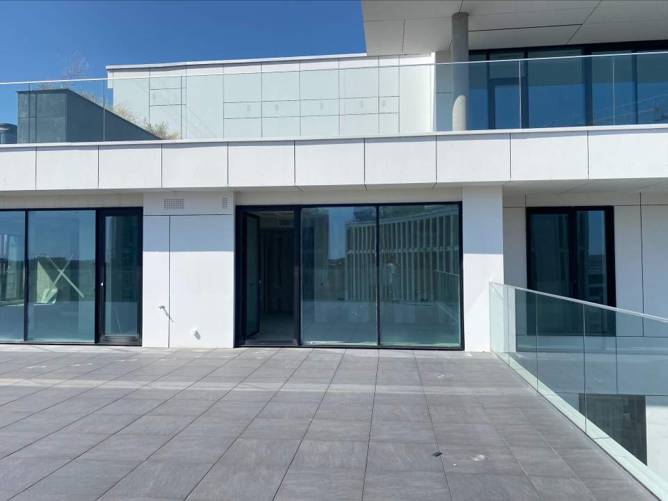 Apartament cu 5 camere de vânzare în One Timpuri Noi, Timpuri Noi, Sector 3 poza nr. 1