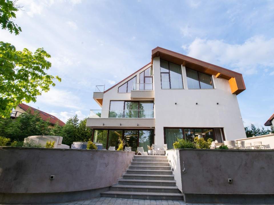 5 Bedroom Villa For Sale photo no. 29