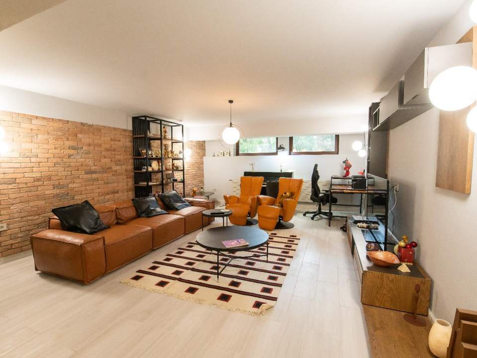 Vilă cu 6 camere de vânzare poza nr. 26