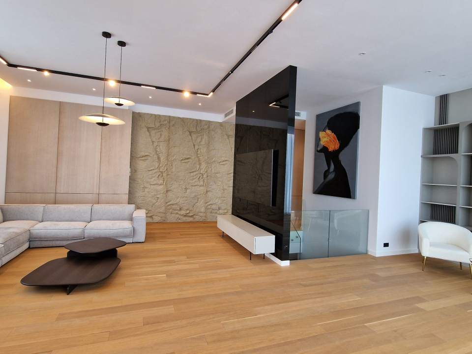 Duplex cu 4 camere de vânzare în One Herăstrău Towers, Herăstrău, Sector 1 poza nr. 21