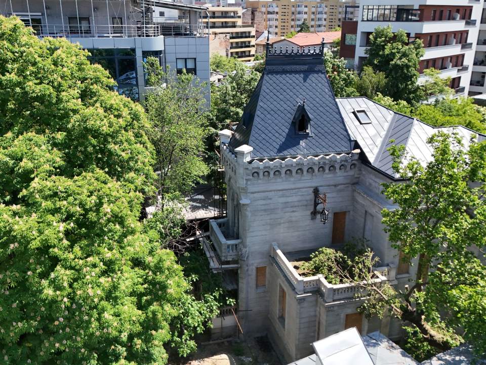 Vilă istorică în zona Armenească poza nr. 5