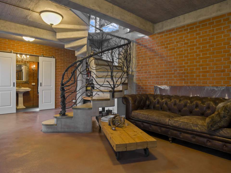 12-rooms villa for sale in Otopeni photo no. 15