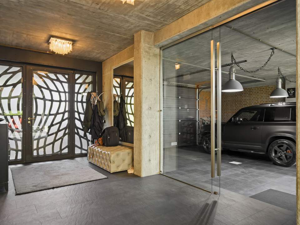 12-rooms villa for sale in Otopeni photo no. 20