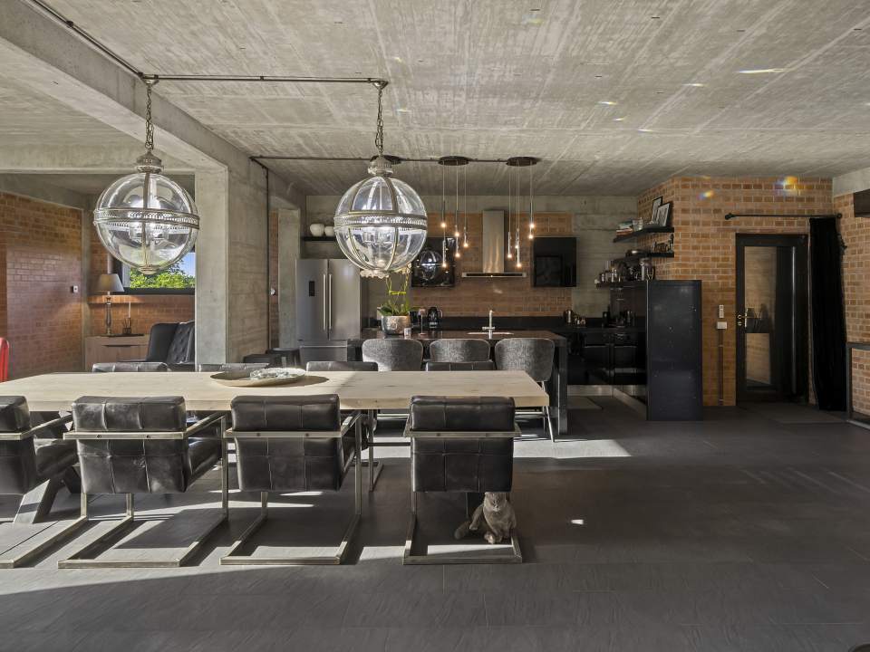 12-rooms villa for sale in Otopeni photo no. 23