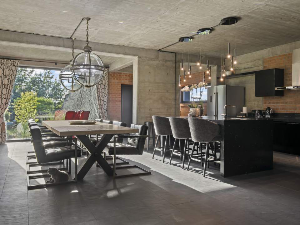 12-rooms villa for sale in Otopeni photo no. 24