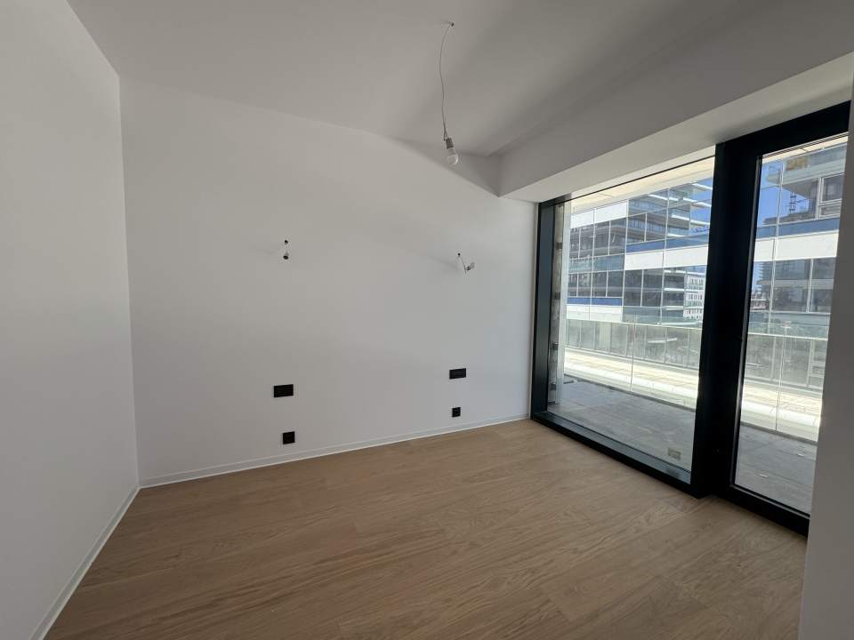 Studio For Sale In One Floreasca Towers, Floreasca, Sector 2 photo no. 2