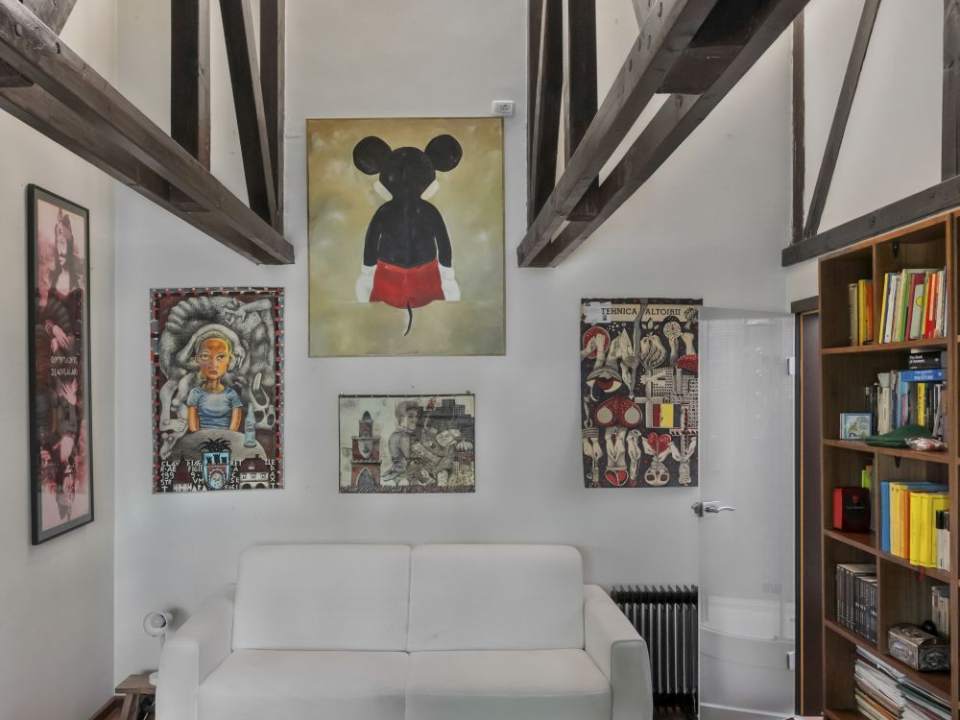 Artsy Lakefront Villa in Baneasa photo no. 21