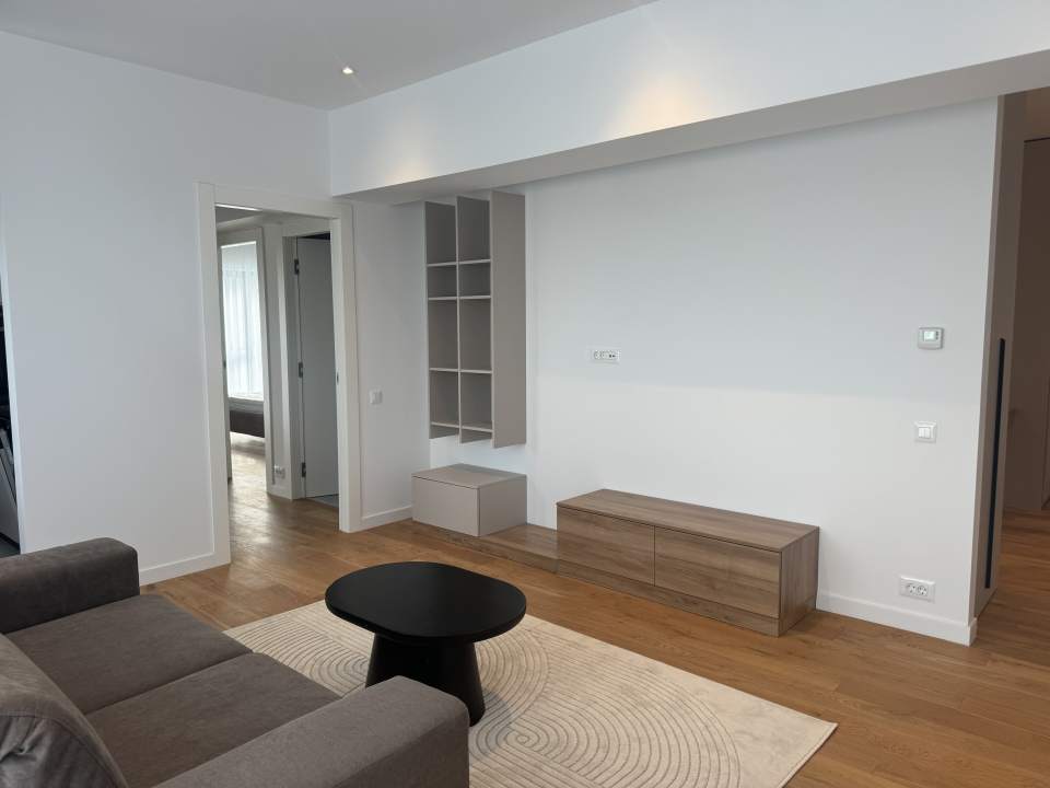 Apartament cu 3 camere de închiriat în One Cotroceni Park, Cotroceni, Sector 5 poza nr. 3