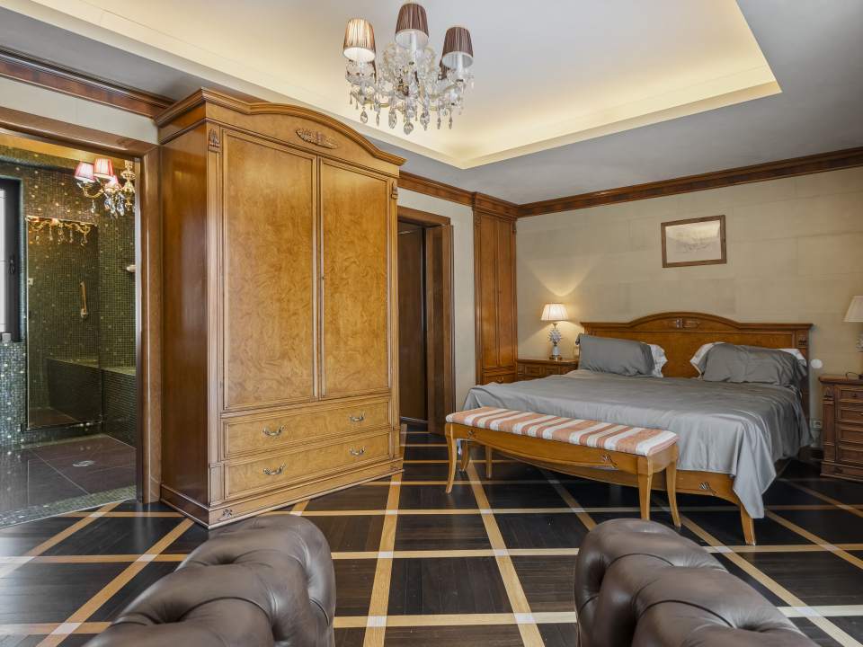 2-Bedroom Penthouse for Sale near Herastrau Park photo no. 4