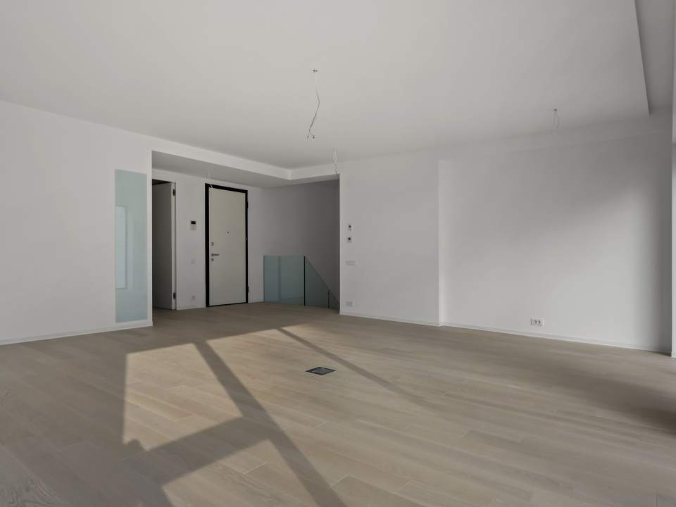 3 Bedroom Apartment For Sale In One Lake Club, Floreasca, Sector 2 photo no. 3