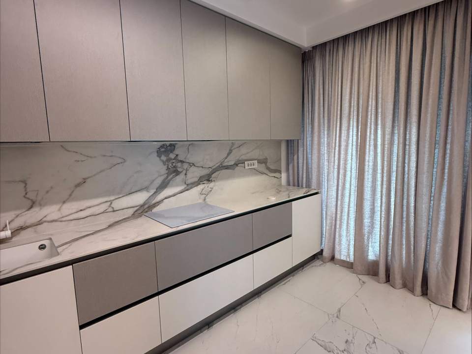 Apartament cu 4 camere de inchiriat in zona Arcul de Triumf poza nr. 4