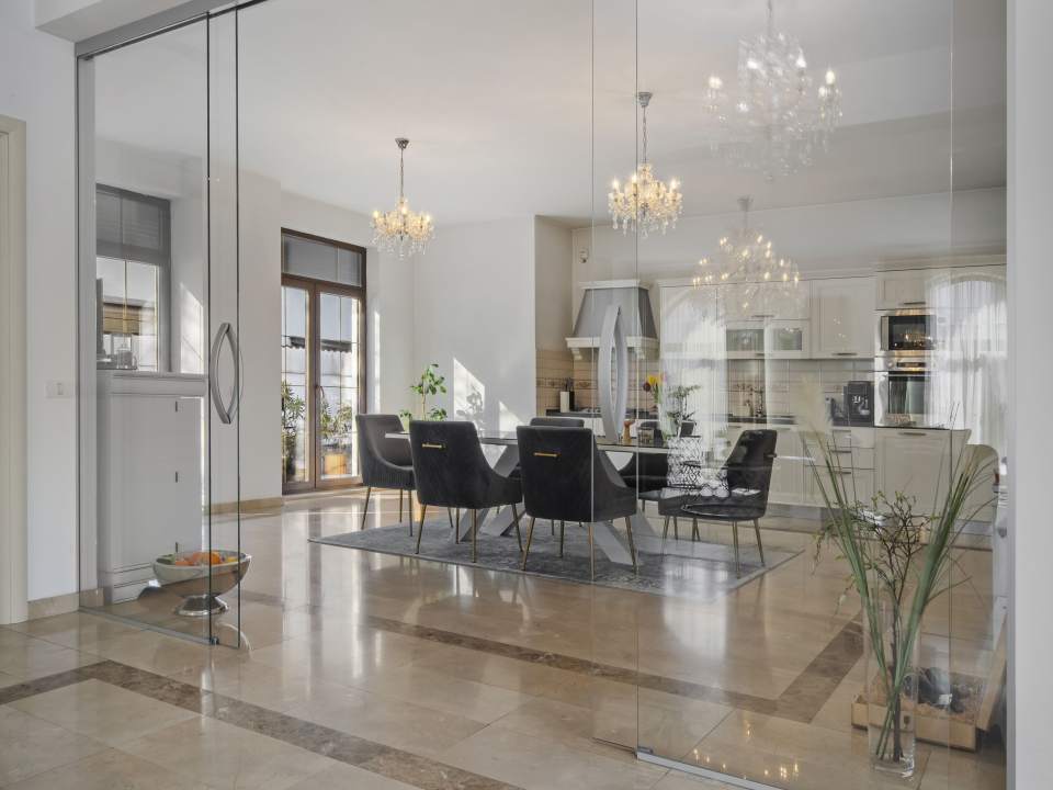 Vila cu 6 camere de vanzare / Zona Pipera poza nr. 6