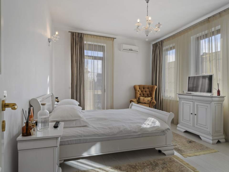 5 Bedroom Villa For Sale photo no. 9