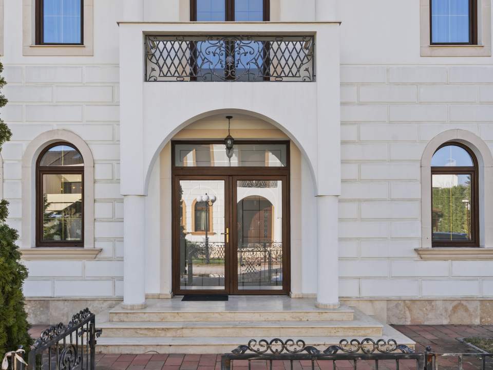 5 Bedroom Villa For Sale photo no. 1