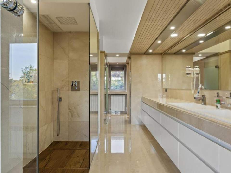 Vilă contemporană cu piscină și rooftop // Floreasca poza nr. 6